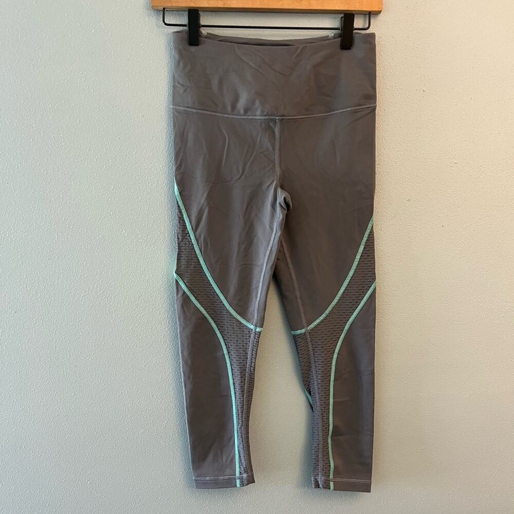 Victoria’s Secret Sport Knockout Capris
